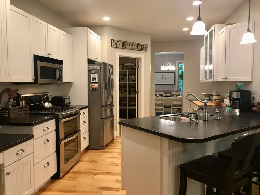 2233 Amber #B, Mount Pleasant, MI 48858 - Image #2