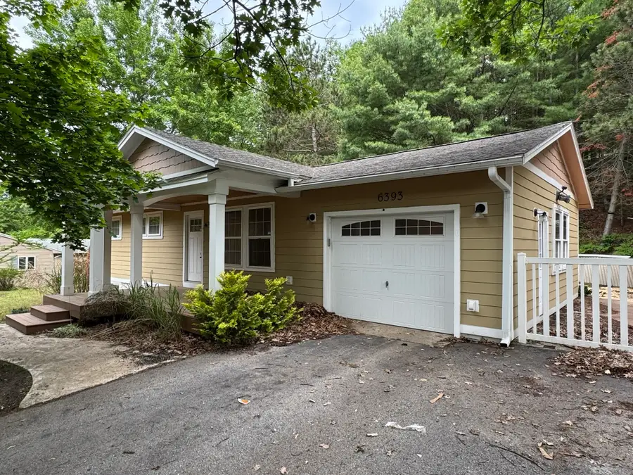 6393 Center, Traverse City, MI 49686 - Image #2