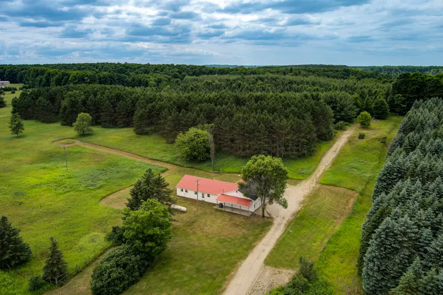 8400 Westminister, Kingsley, MI 49649 - Image #2