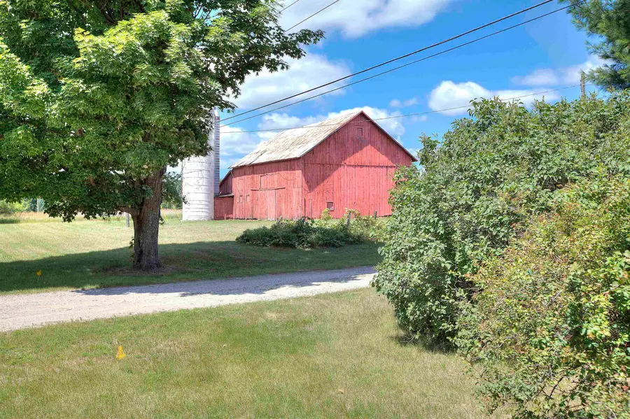 20682 Honor, Interlochen, MI 49643 - Image #3