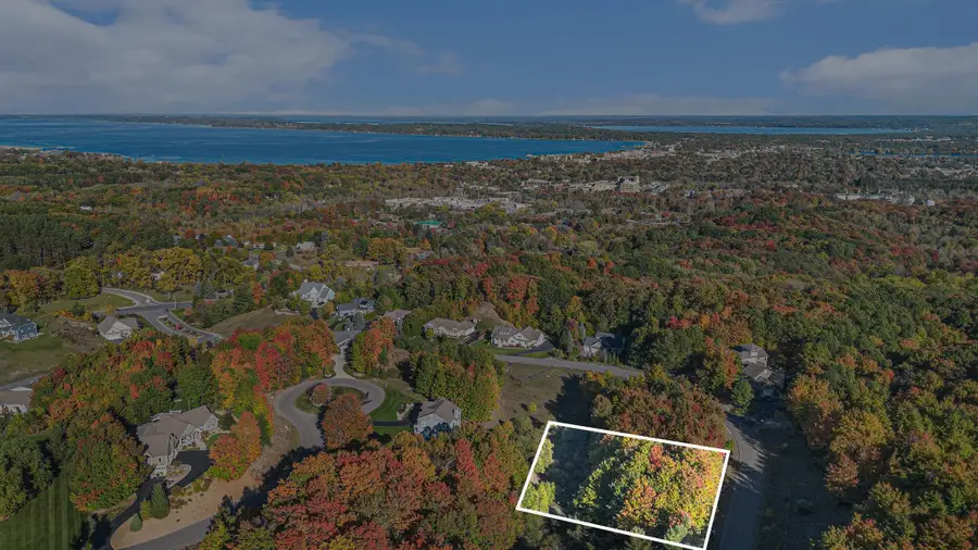 4885 Grayhawk, Traverse City, MI 49684 - Image #2