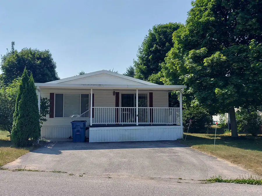 1587 David, Traverse City, MI 49686 - #2