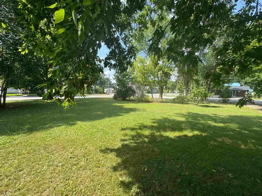 222 N Main, Lake City, MI 49651 - Image #2