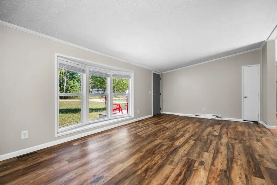 2737 S Pine Aire, Grawn, MI 49637 - Image #3