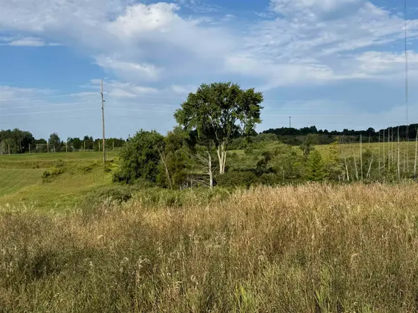 2231 Tyler Hills, Traverse City, MI 49685