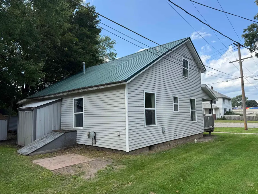 110 E Tyrell, Saint Louis, MI 48880 - Image #3