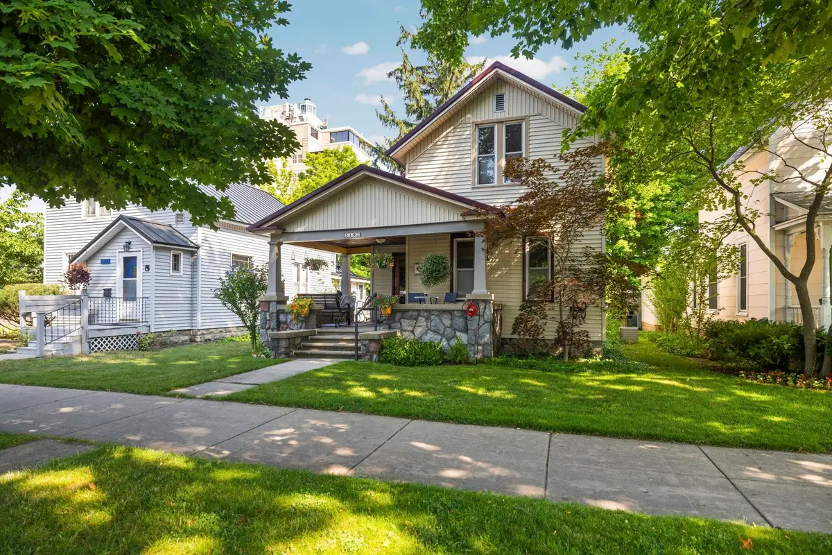 319 Washington, Traverse City, MI 49684 - Image #1