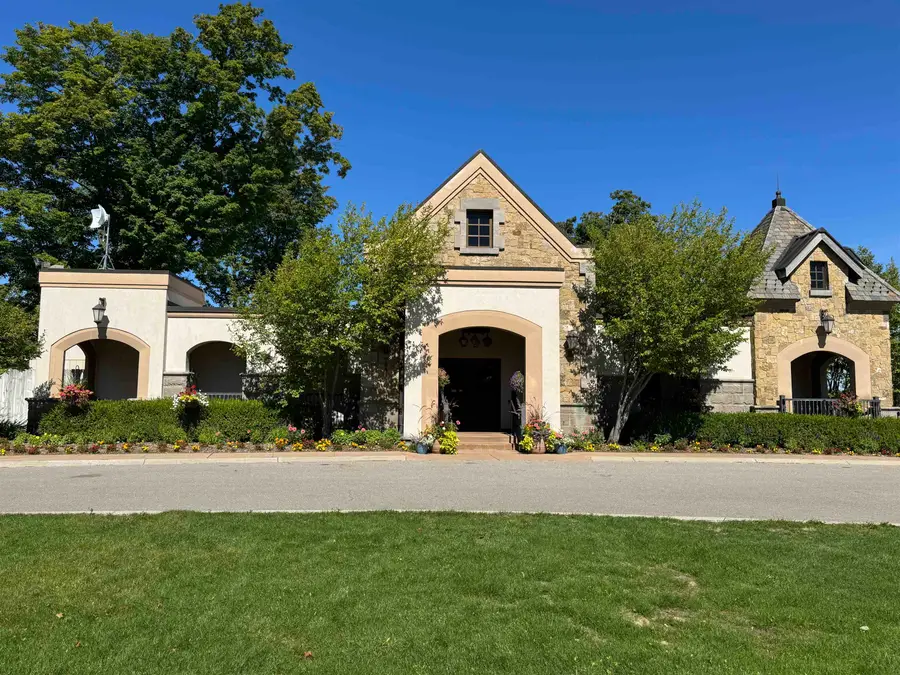 7765 Turnberry, Williamsburg, MI 49690 - Image #2