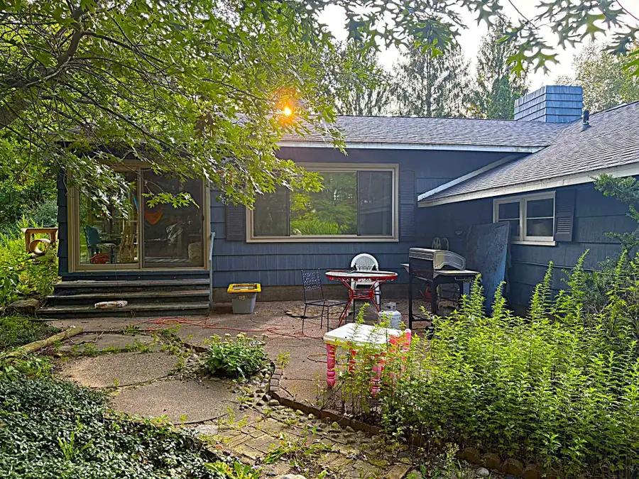 717 Parkdale, Manistee, MI 49660 - #2