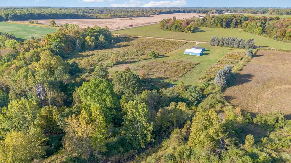 6160 Meredith Grade, Harrison, MI 48625 - Image #1