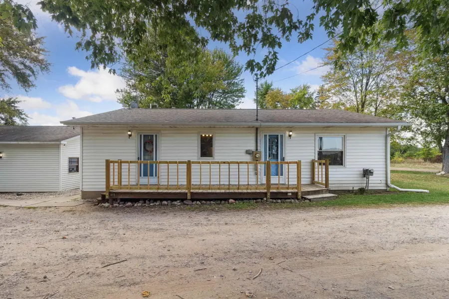 285 W Hoffman, Saint Louis, MI 48880 - Image #3