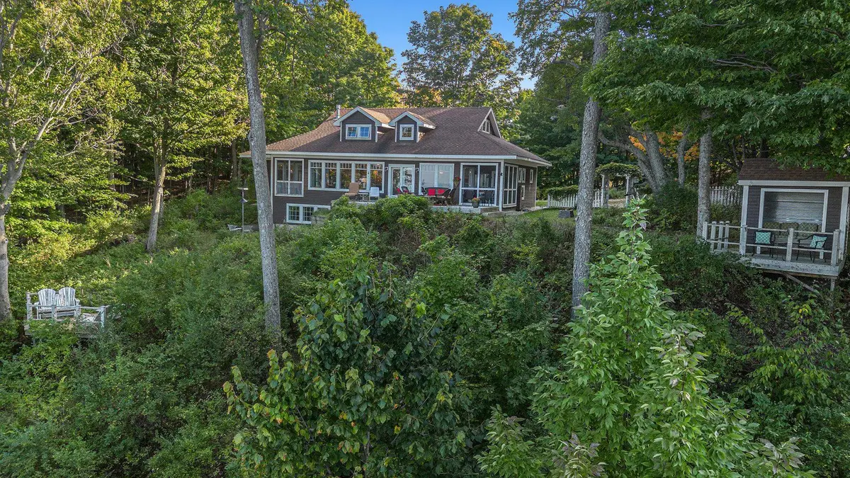 3190 Lakeview, Beulah, MI 49617 - Image #1