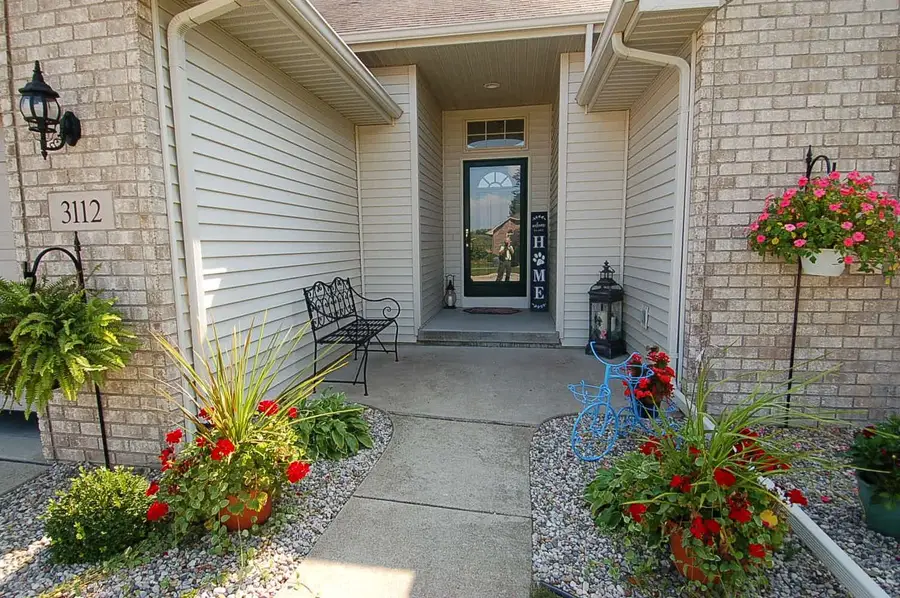 3112 Gaslight Unit 48, Bay City, MI 48706 - Image #2