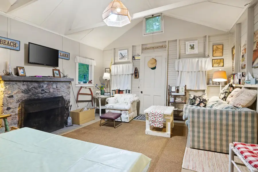 407 Fortune, Frankfort, MI 49635 - Image #3