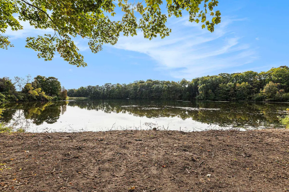 00 E Avondale, Traverse City, MI 49684 - Image #1