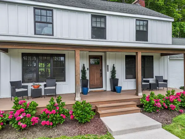 7320 Peninsula, Traverse City, MI 49686