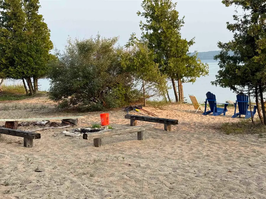 Arbutus, Beulah, MI 49617 - #2