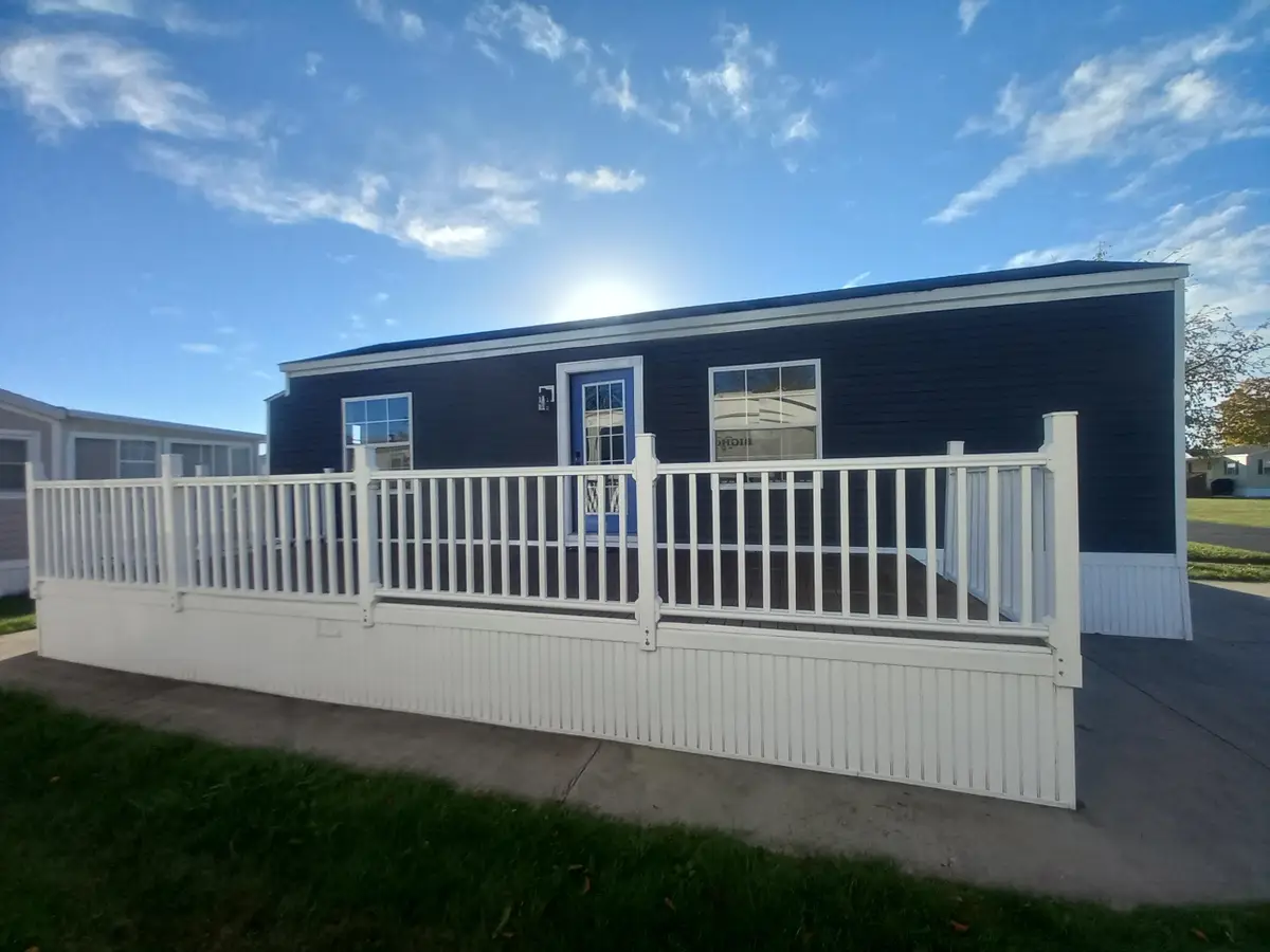 3675 E Michigan, Au Gres, MI 48703 - Image #1