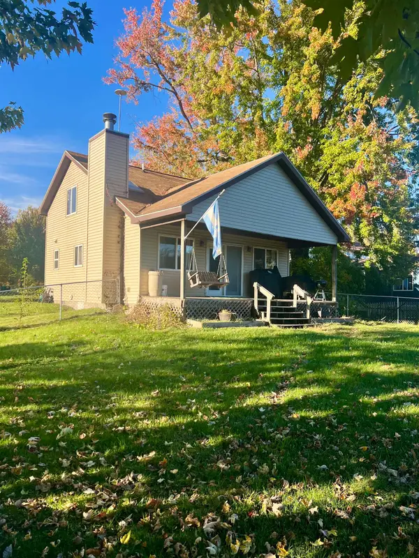 10653 Maple, Riverdale, MI 48877