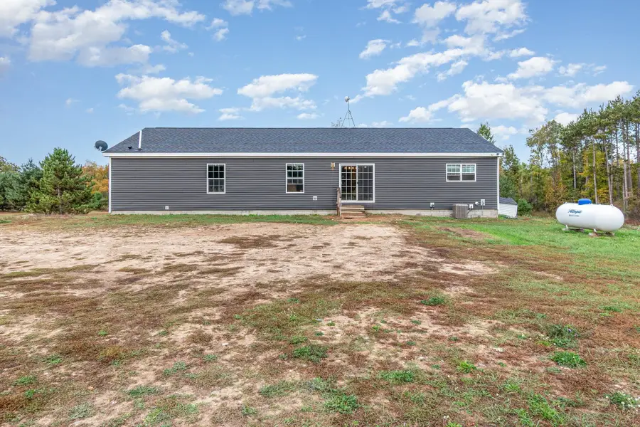 8770 N Vickeryville, Vestaburg, MI 48891 - Image #2