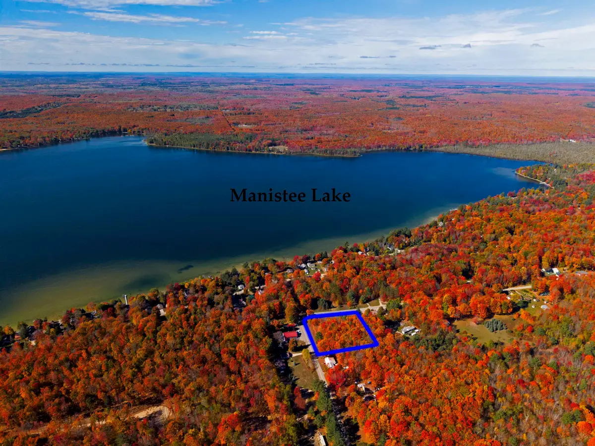 5038 NE East Shore, Kalkaska, MI 49646 - Image #1