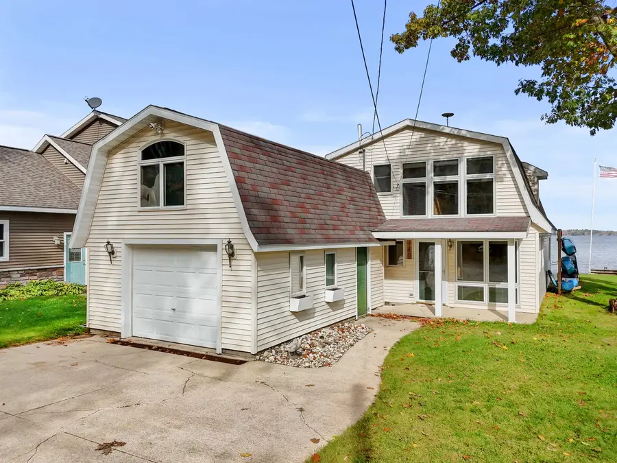 140 Forest Lawn, Cadillac, MI 49601 - Image #2