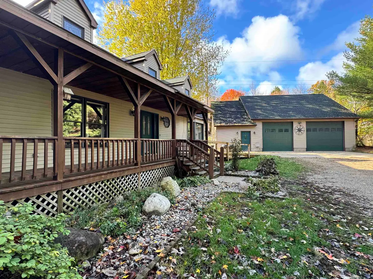 2451 W Deerfield, Mount Pleasant, MI 48858 - #1