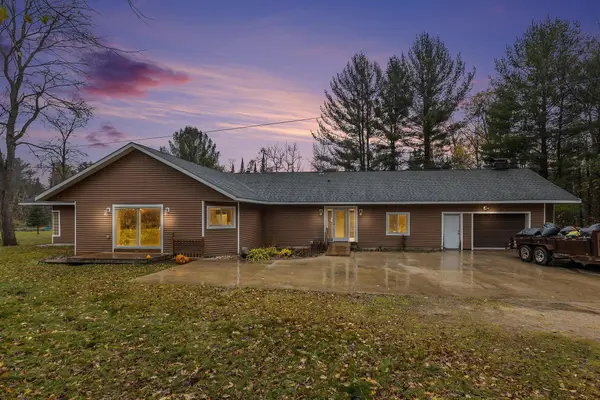 7436 Valley, Alden, MI 49612