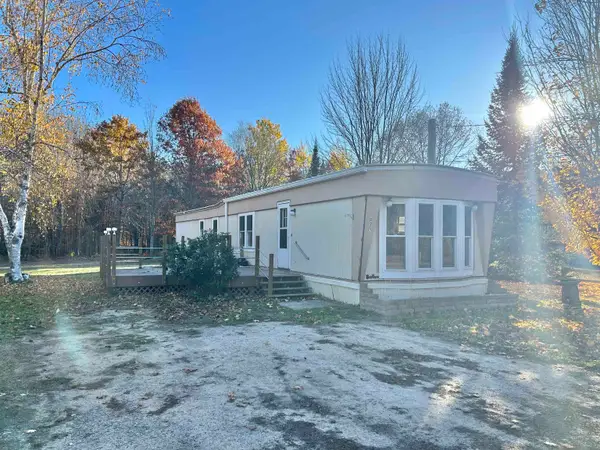 857 Thomas Road Sw, Kalkaska, MI 49680
