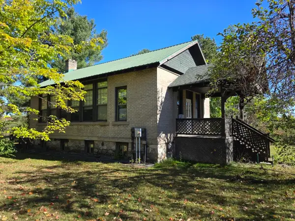 6132 Bunker Hill, Central Lake, MI 49622