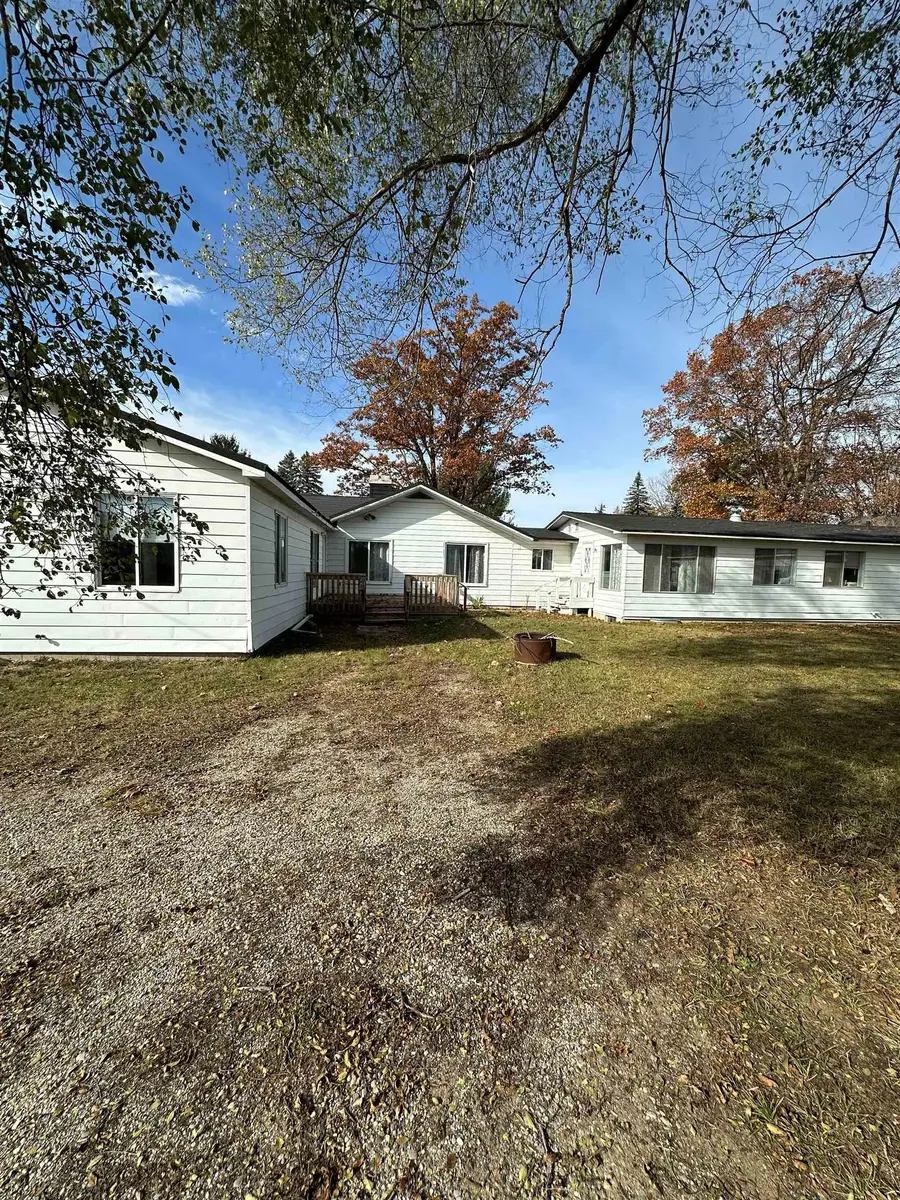 415 S Walnut, Kalkaska, MI 49646 - #3