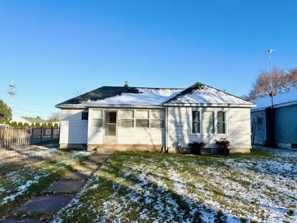 320 N Clinton, Saint Louis, MI 48880