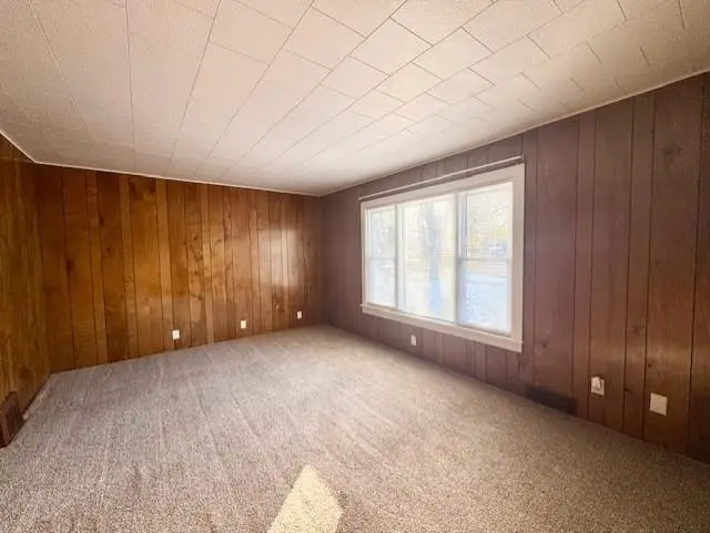 320 N Clinton, Saint Louis, MI 48880 - #3