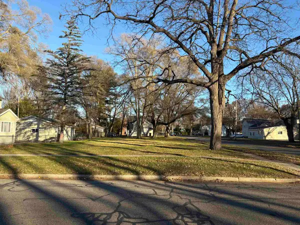 320 W Locust, Mount Pleasant, MI 48858