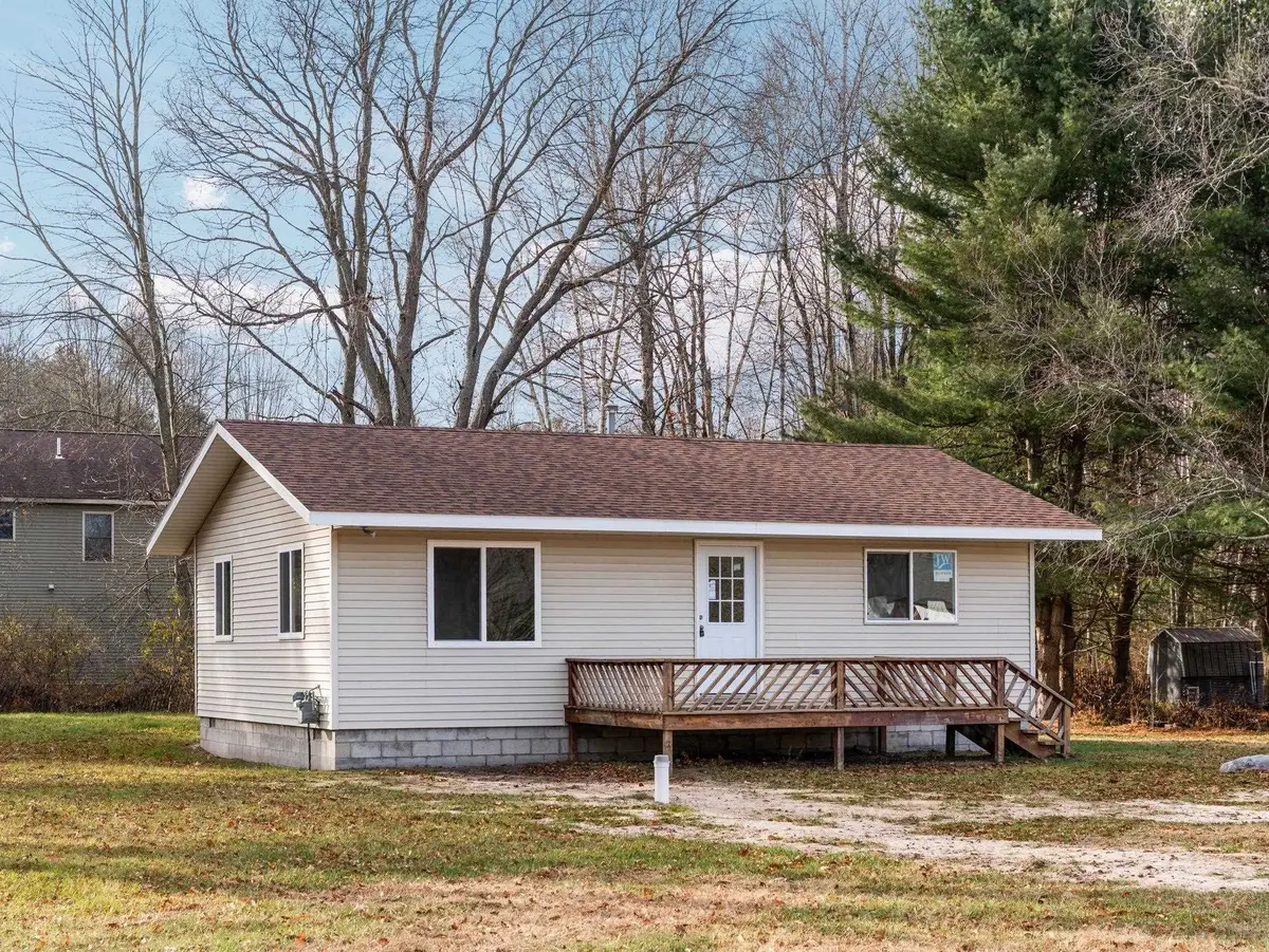 7808 Bacchanalia, Cadillac, MI 49601 - #1