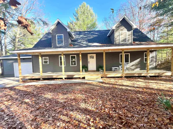 2757 Fashion, Interlochen, MI 49643