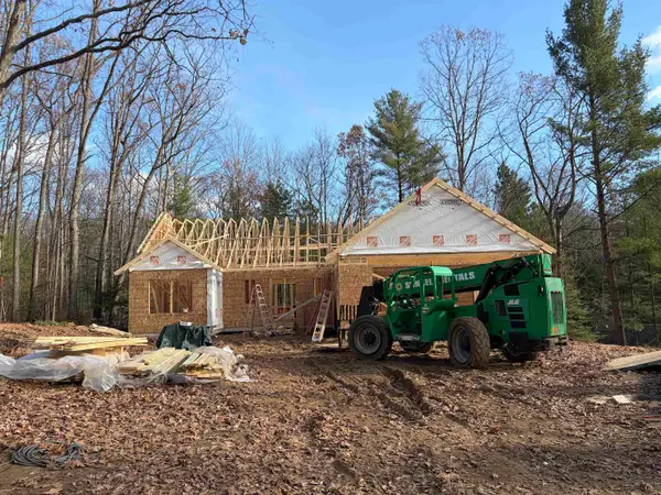 3423 Holiday Ridge, Traverse City, MI 49696