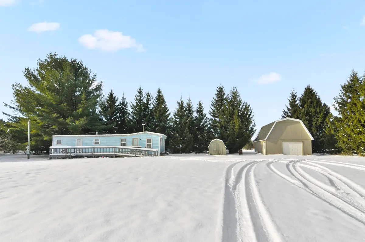 885 N 7 Mile, Lake City, MI 49651 - #1