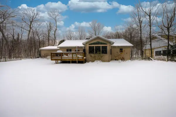 3900 N Trillium #Lot: 28, Leland, MI 49654