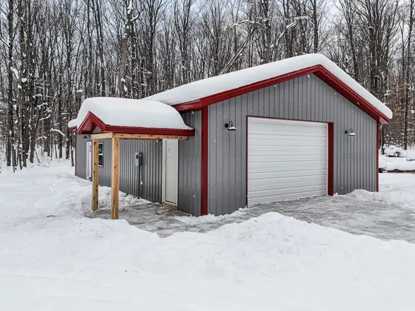 563 Manistee, Cadillac, MI 49601