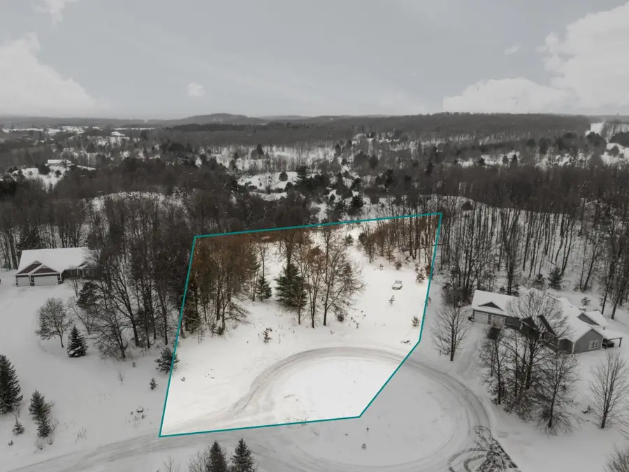 A-3 Abbie, Traverse City, MI 49686 - Image #3