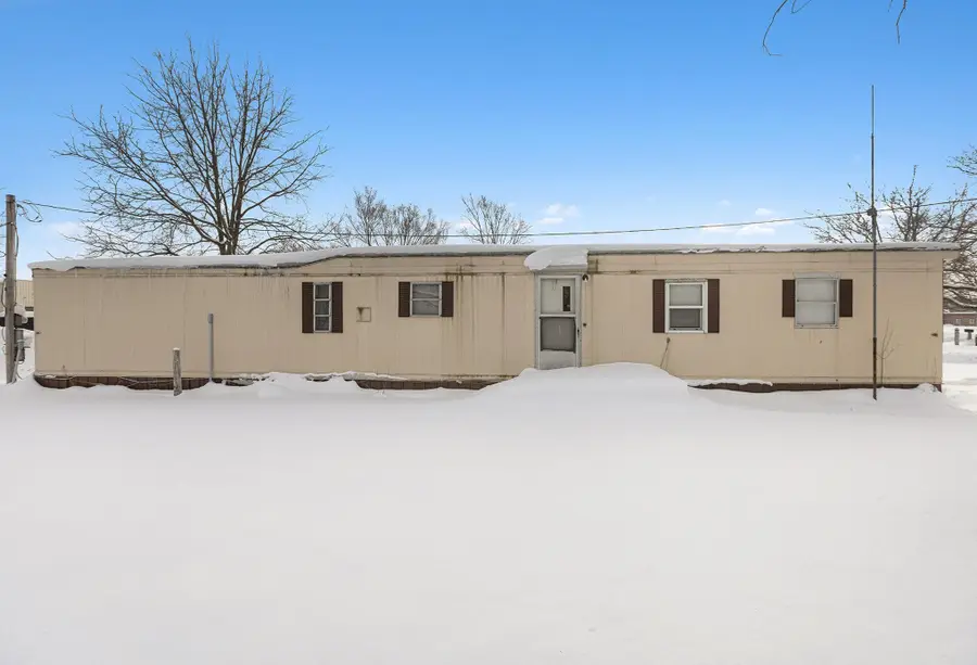 200 N Clark, Mesick, MI 49668 - #3