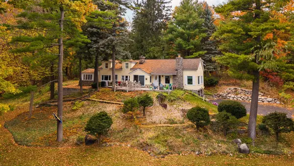 7787 East Shore, Traverse City, MI 49686