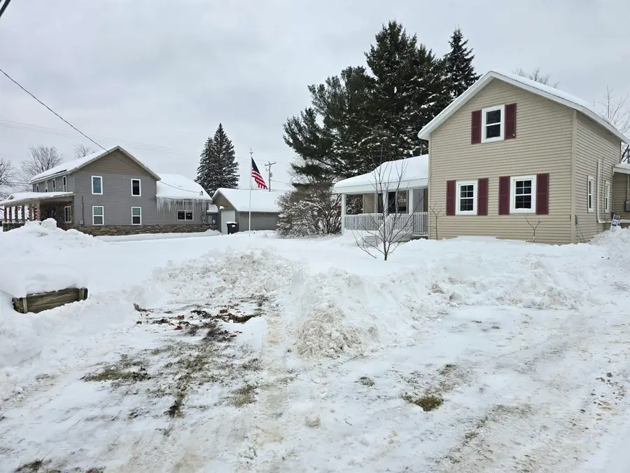 305 Court, Kalkaska, MI 49646 - Image #3