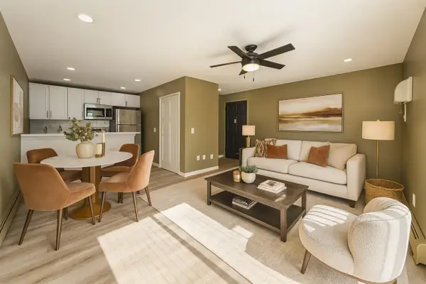 1021 Centre #11, Traverse City, MI 49686