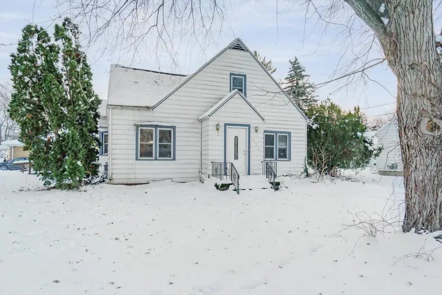 909 Weiss, Saginaw, MI 48602 - #2