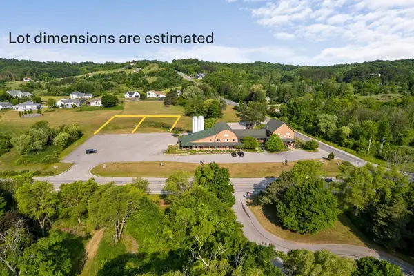 5046 S West Bay Shore, Suttons Bay, MI 49682