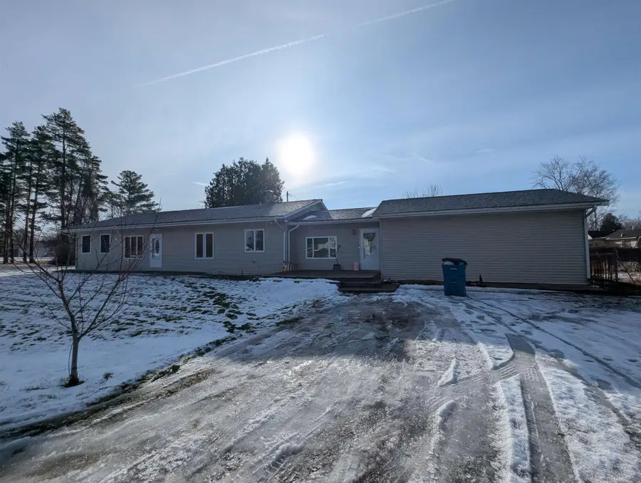 534 S Main, Au Gres, MI 48703 - #2