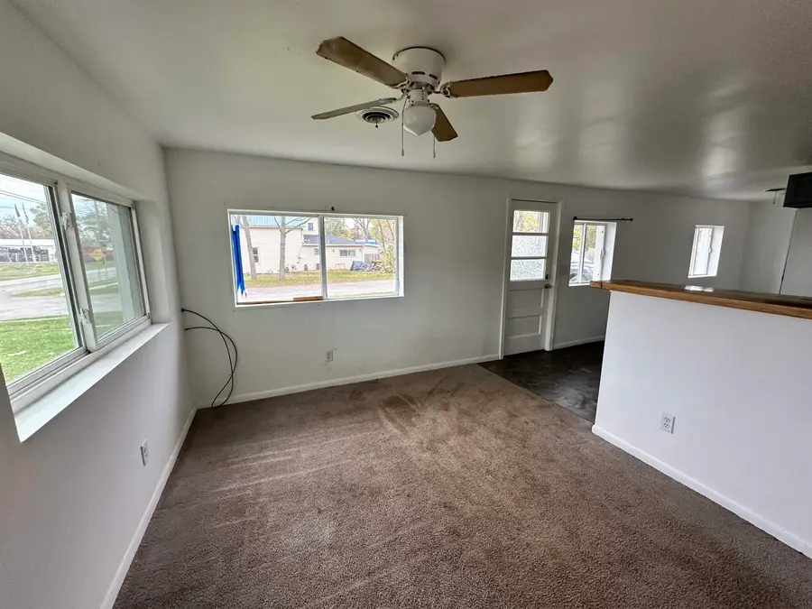 214 N Grover, Alma, MI 48801 - #2