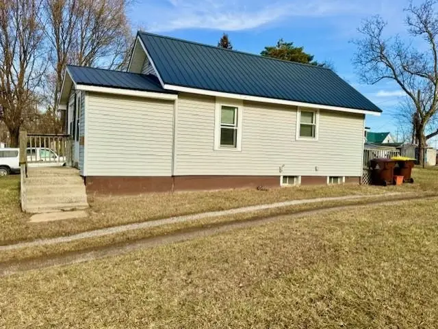 346 N Grover, Alma, MI 48801 - #2